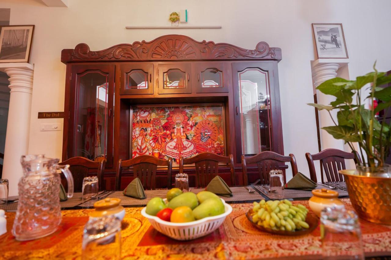 Parudeesa - Heavenly- Luxurious Palace Look-Near Cbd - Kerala - India With Breakfast Kāladi Exterior foto